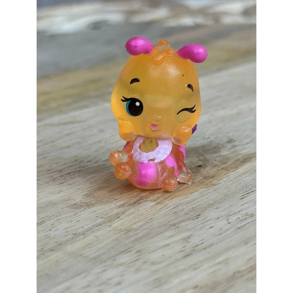 Hatchimals CollEGGtibles Orange Pink Bug Insect Pet Toy‎ 80719ASV